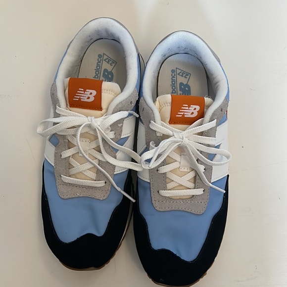 New Balance 237 - Picture 2 of 6